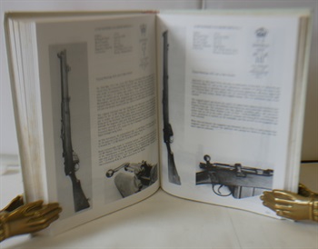 The British Service Lee. The Lee-Metford and Lee-Enfield Rifles And Carbines 1880-1980