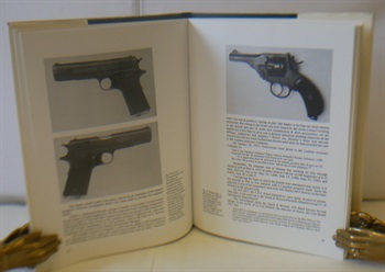 Canadian Military Handguns 1855-1985